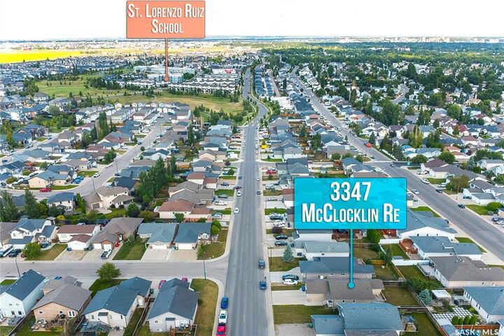 Property Photo: 3347 McClocklin Road SK S7R 0B3