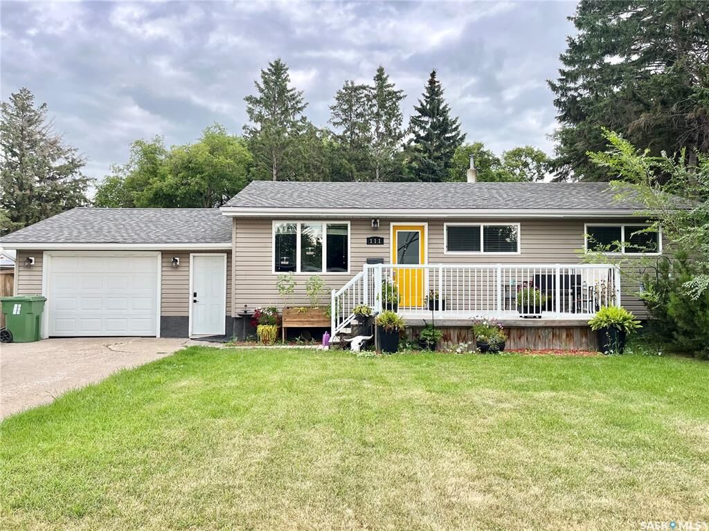 Property Photo: 111 Lincoln Avenue SK S3N 2H1