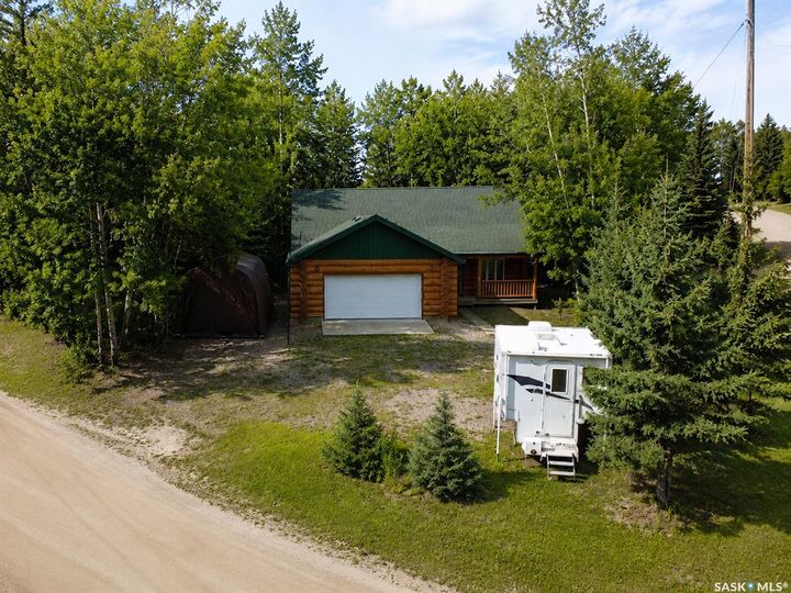 Property Photo:  231 Whitefish Crescent  SK S0M 1A0 