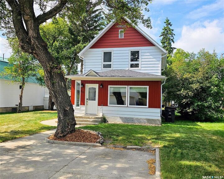 Property Photo:  50 Antrim Street  SK S0K 2M0 