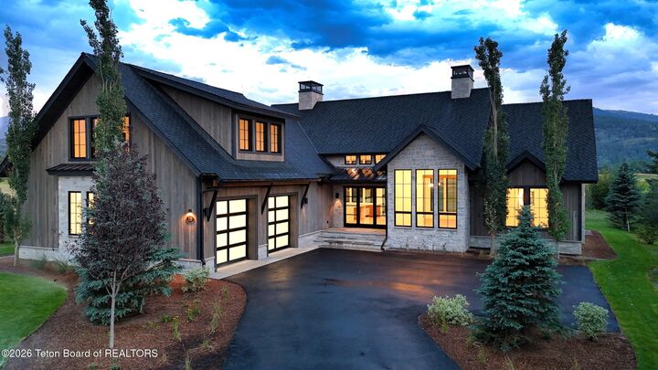 Property Photo: 19 Hastings Drive ID 83455