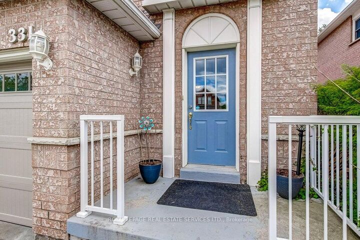 Photo de la propriété:  331 Ravineview Way  ON L6H 6S5 