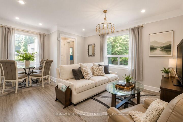 Property Photo:  16 Ainslie Avenue  ON L8S 2J3 