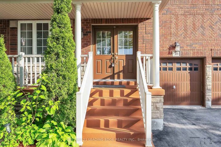 Property Photo: 16 Bicknell Court ON L1T 0G3