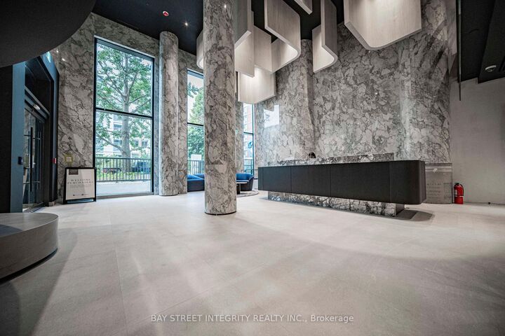 Property Photo:  91 Montclair Avenue 702  ON M5P 0B1 