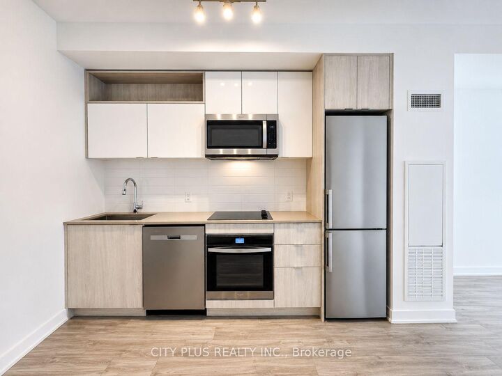 Property Photo: 135 Lower Sherbourne Street 2621 ON M5A 1Y4