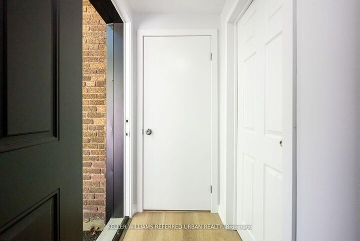 Property Photo:  2556 Lake Shore Boulevard W Lower  ON M8V 1G1 