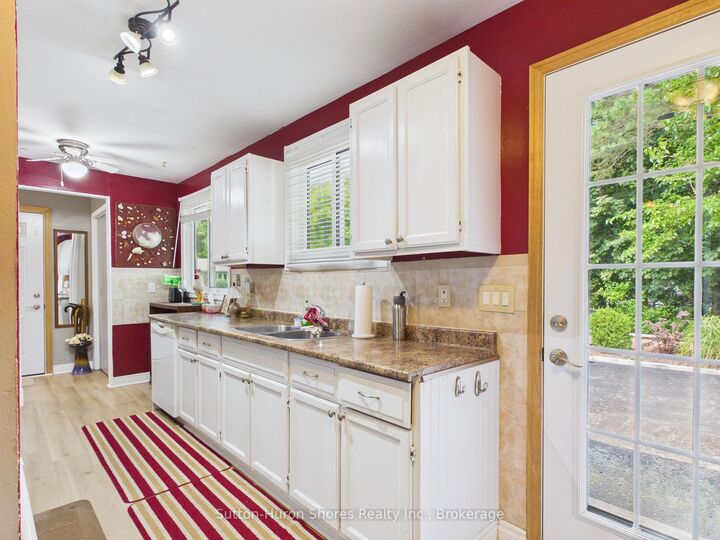 Property Photo: 793 Ruby Street ON N0H 2C4