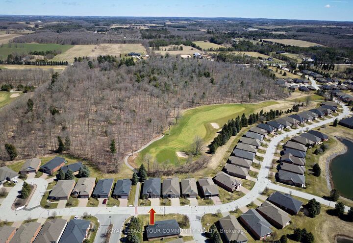 Property Photo: 158 Legendary Trail ON L4A 1N6