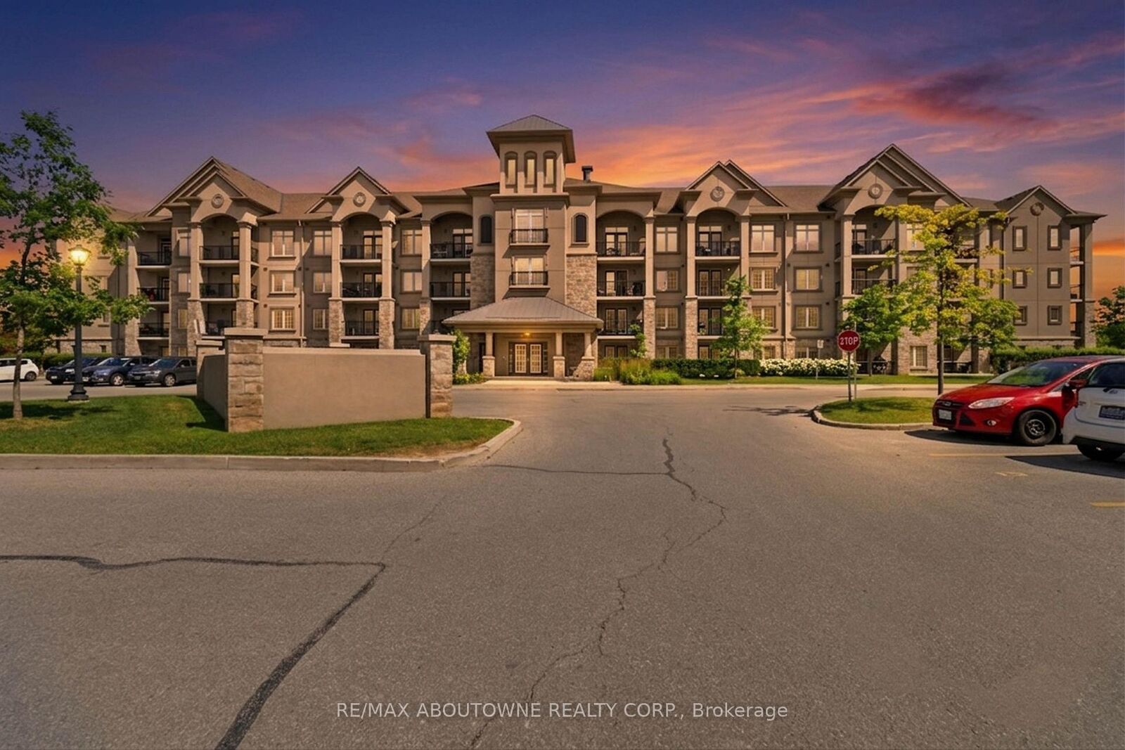 Property Photo:  1450 Main Street E 210  ON L9T 8W4 
