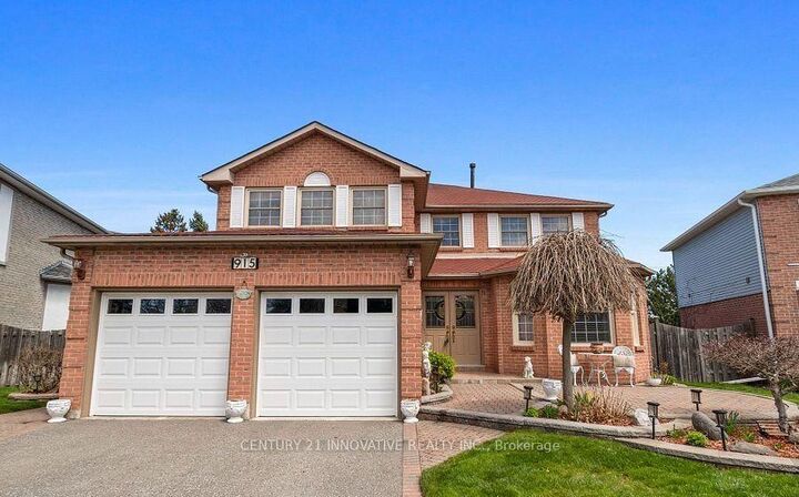 Property Photo: 915 Catskill Drive E ON L1J 8J9