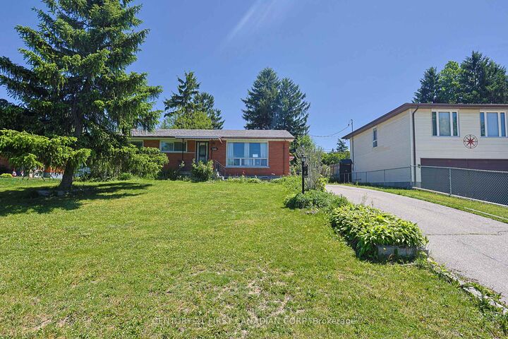 Property Photo:  268 Burlington Crescent Upper  ON N5Z 3G5 