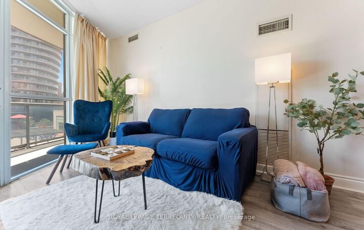 Property Photo: 80 Absolute Avenue 406 ON L4Z 0A5