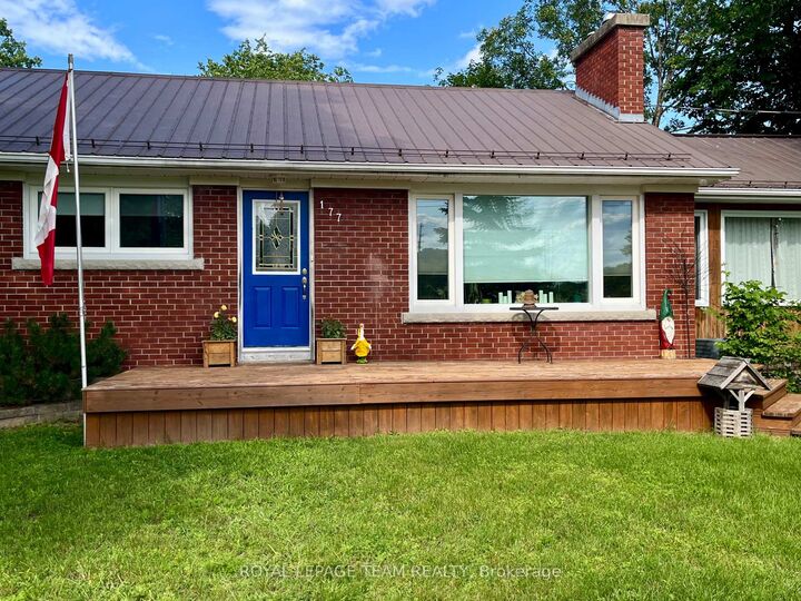 Property Photo: 177 Arthur Avenue ON K7V 1L5