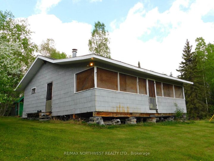 Property Photo: 140 White Wing Road ON P0V 1T0