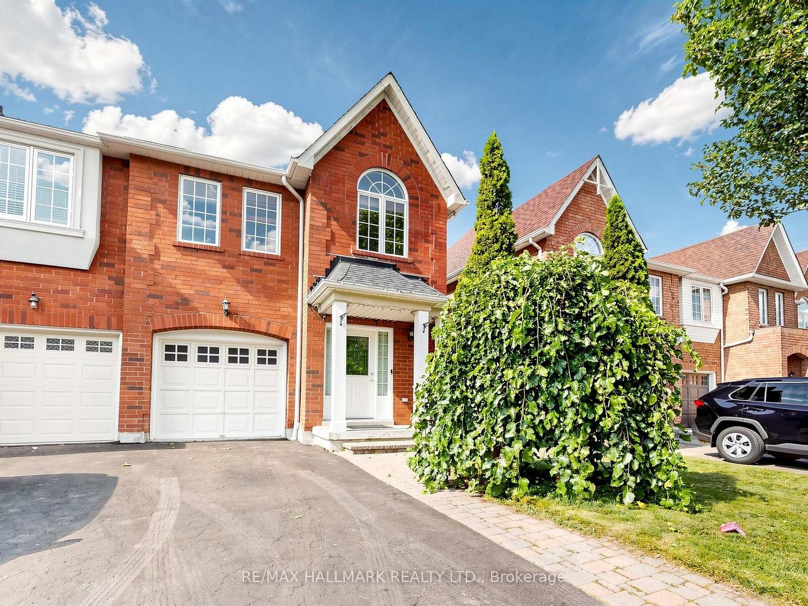 Property Photo: 12 Stokely Crescent ON L1N 9S8