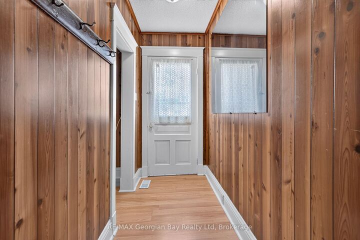 Property Photo:  375 Horrell Avenue  ON L4R 2A5 