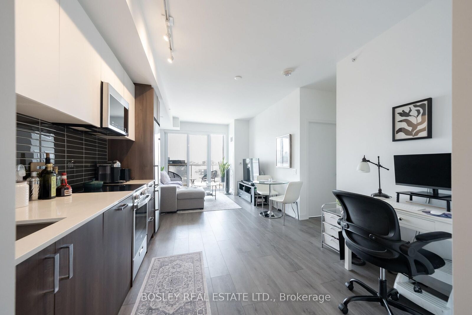 Property Photo: 1787 St. Clair Avenue W 531 ON M6N 0B7