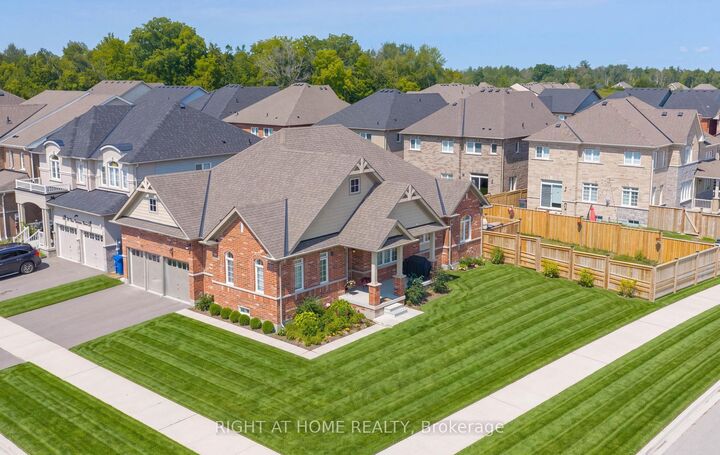 2 Cliff Thompson Court — photo 1