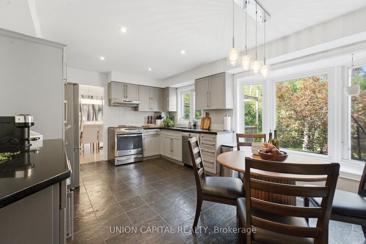 Property Photo: 22 Cynthia Crescent ON L4E 2P8