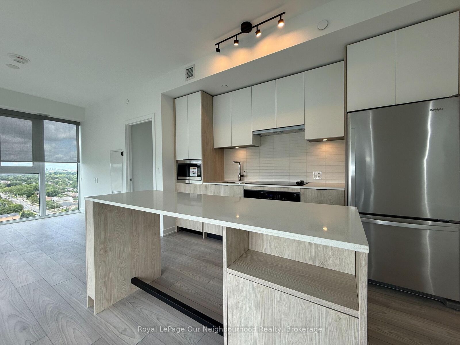 Property Photo: 1007 The Queensway N/A 1409 ON M8Z 0H4