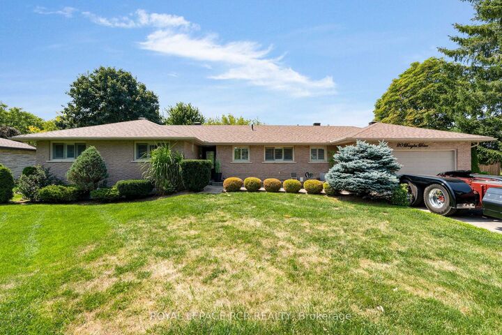 Property Photo: 20 Douglas Drive ON L9R 1J9