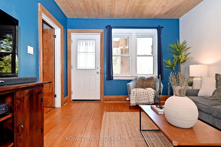 Property Photo: 116 Buckingham Avenue ON L1G 2K5