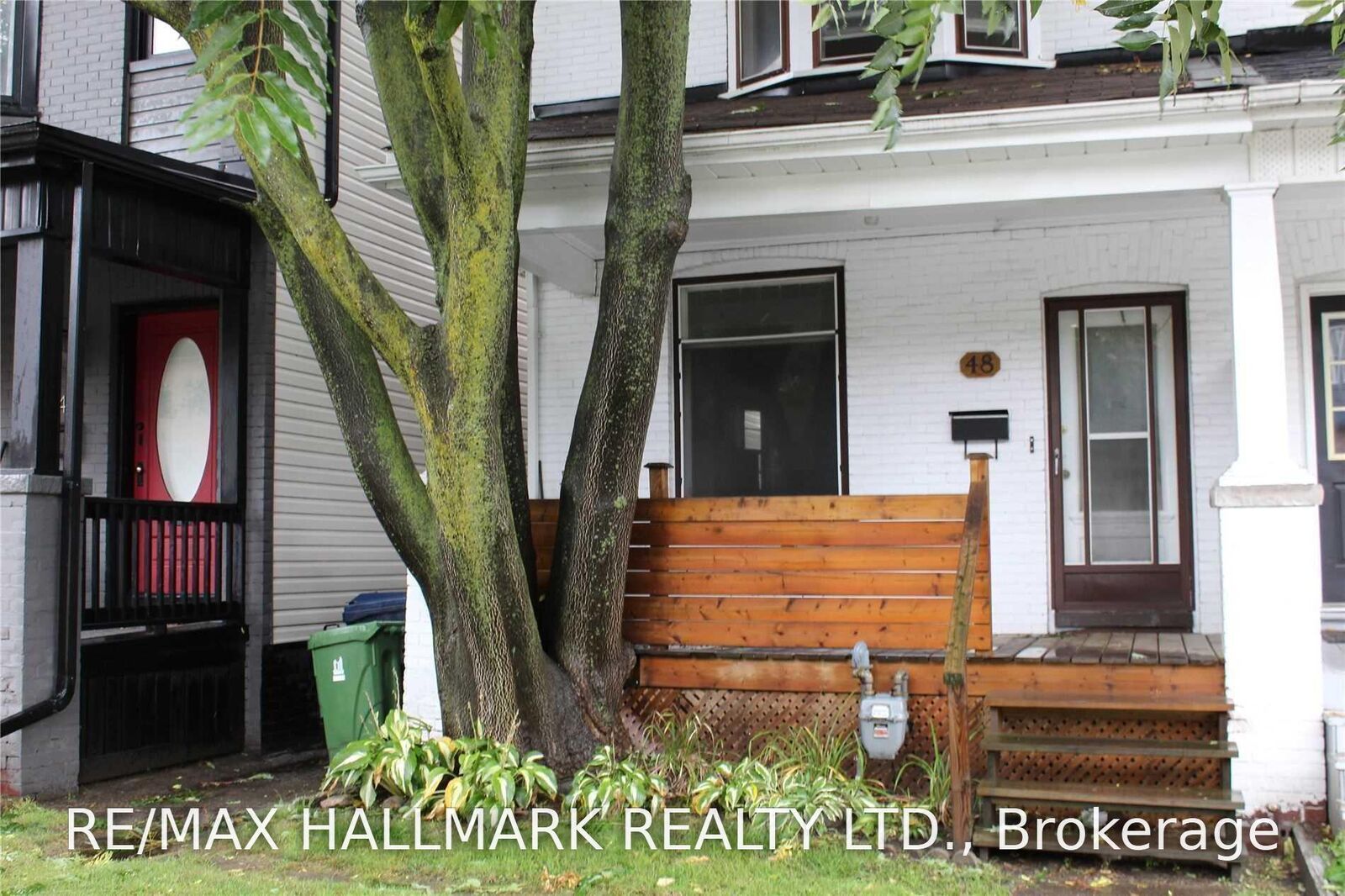 Photo de la propriété: 48 Strathcona Avenue Bsmt ON M4J 1G8