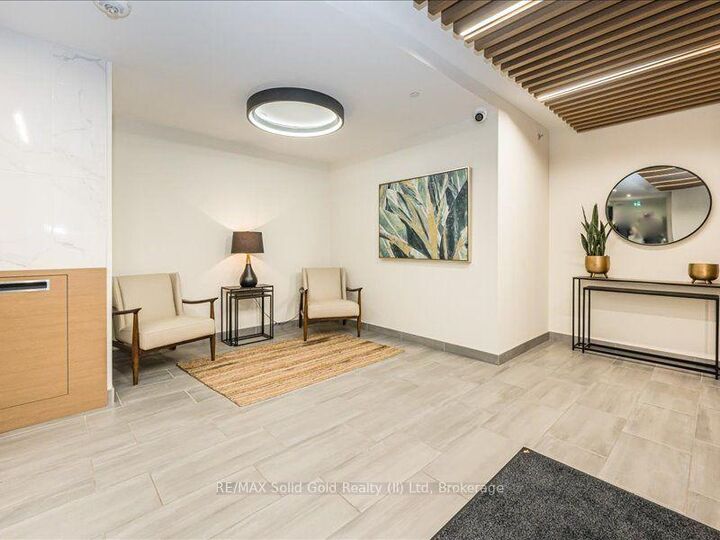 Property Photo:  104 Garment Street 16  ON N2G 0C8 