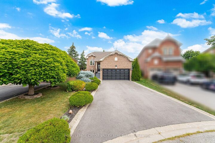 Property Photo: 43 Flemington Drive E ON L7C 1B7