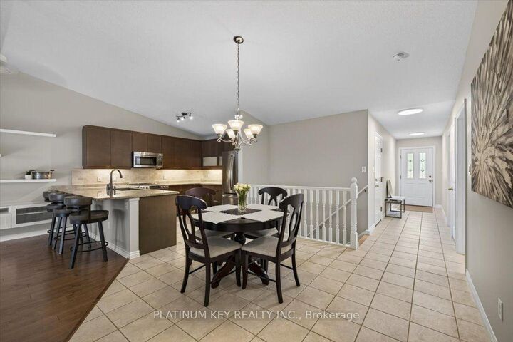 43 Capulet Walk 9 — photo 1