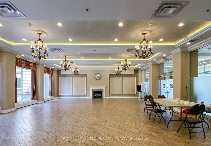 Property Photo: 8 Maison Parc Court 616 ON L4J 9K5