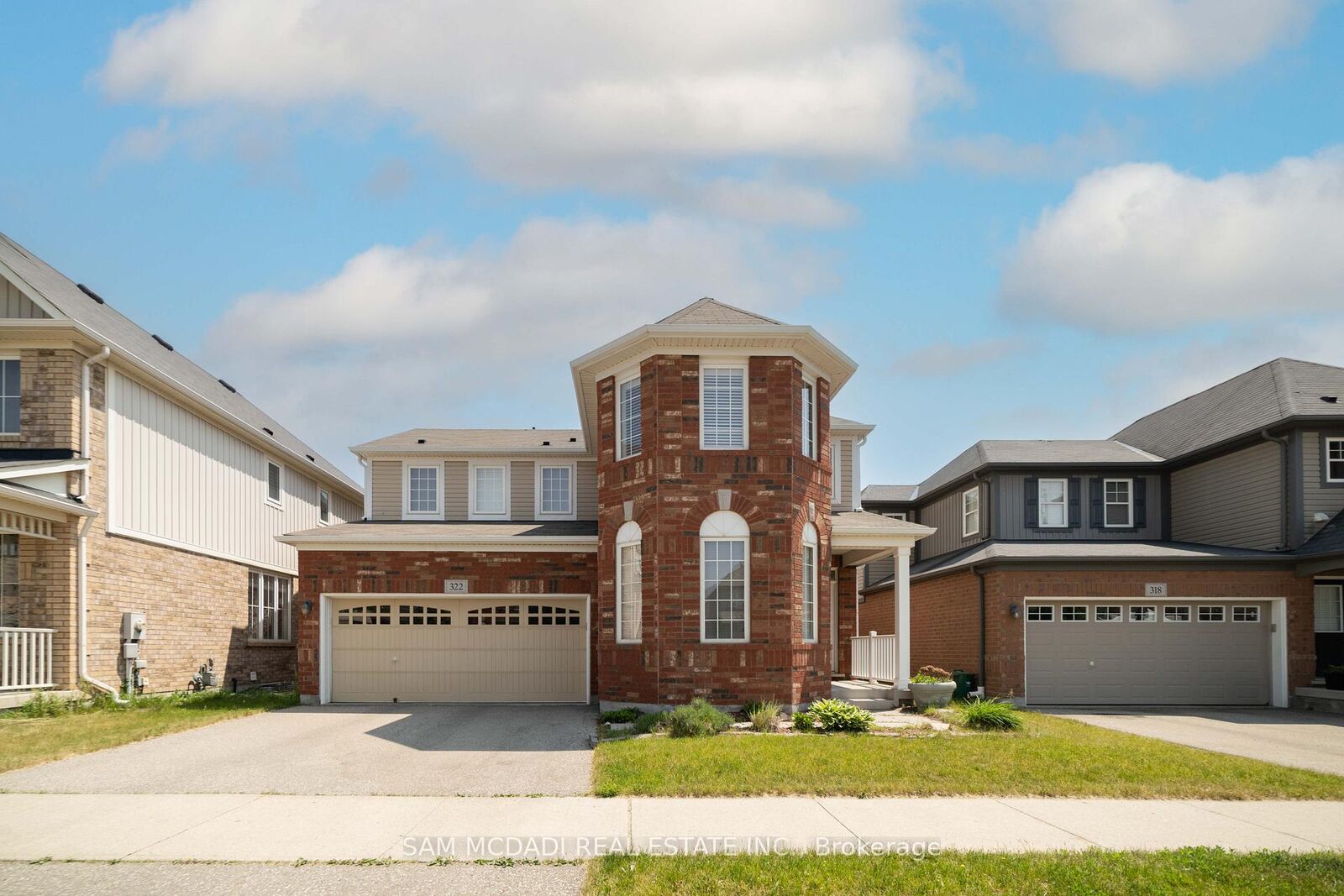 Property Photo:  322 Baldwin Drive  ON N3C 0C2 