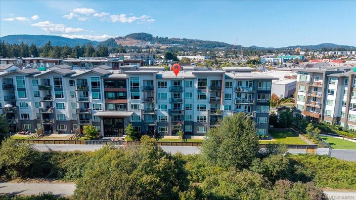 Property Photo: 940 Reunion Ave #505 BC V9B 0W6