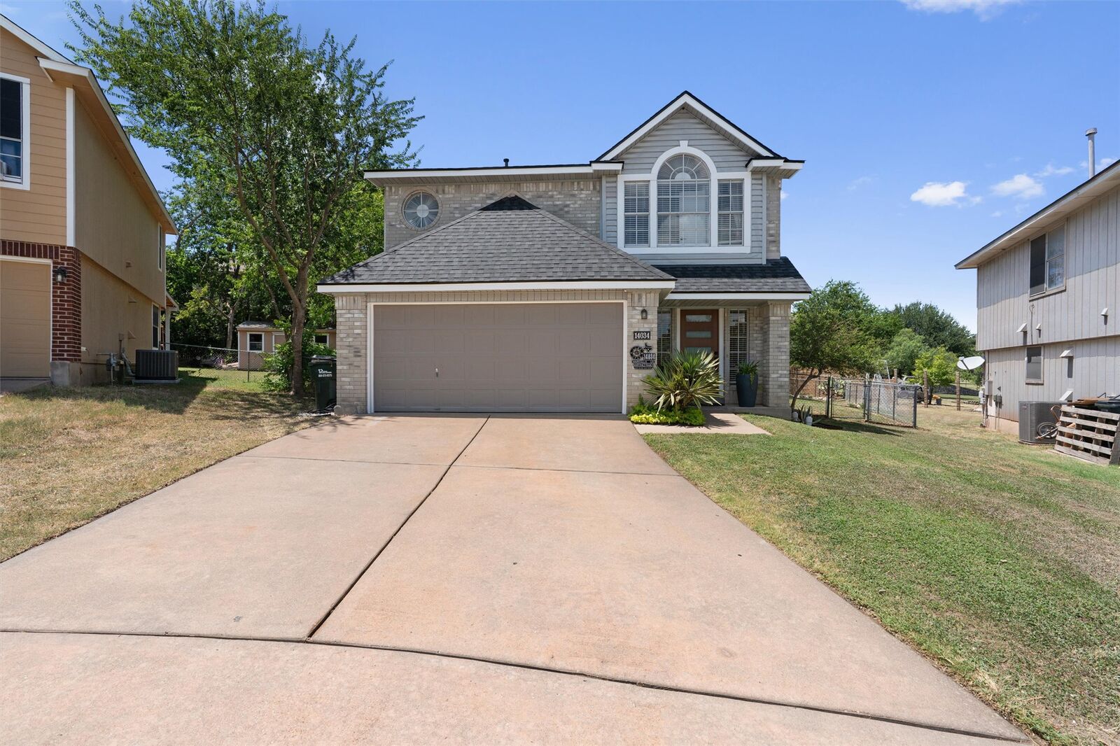 Property Photo: 14034 Maricella Lane TX 78660