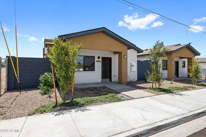 Property Photo: 2329 E McArthur Drive AZ 85288