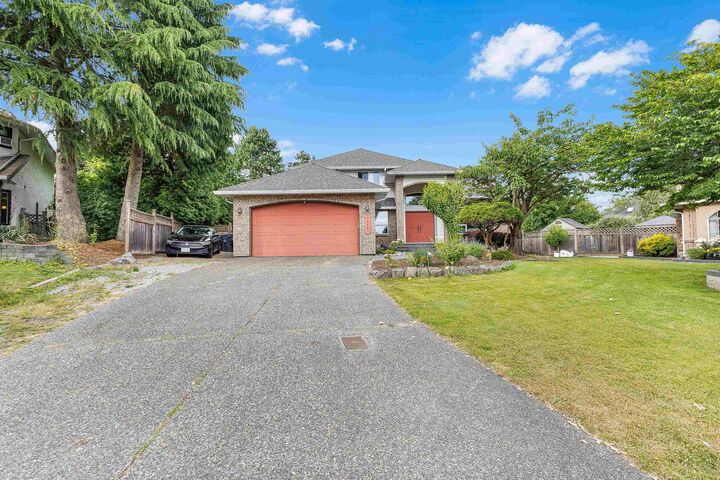 Property Photo: 14247 86 Avenue BC V3W 0S6