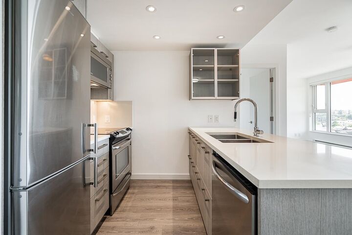 Property Photo: 983 E Hastings Street 1006 BC V6A 0G9