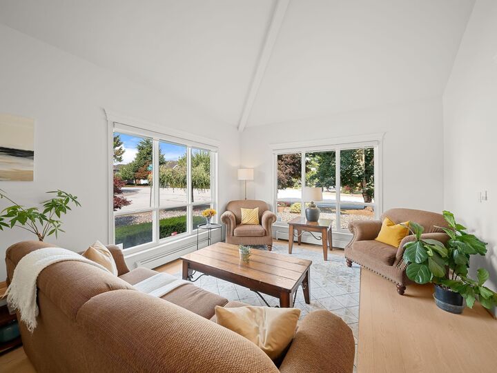 Property Photo: 16152 110 Avenue BC V4N 1P4