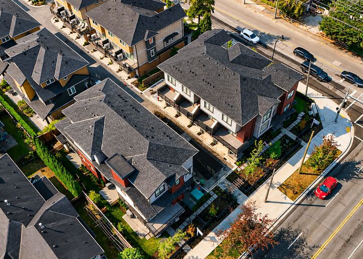 Property Photo: 9880 Granville Avenue Sl5 BC V6Y 1R3