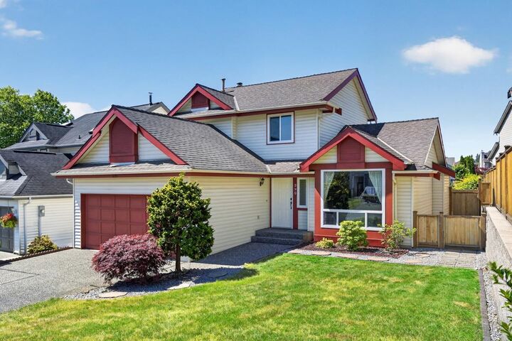 290 Santiago Street — photo 1