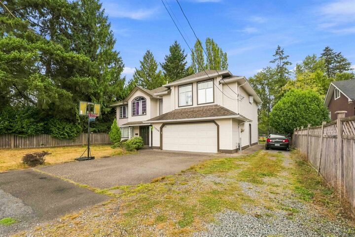 Property Photo: 11936 236 Street BC V4R 2G2