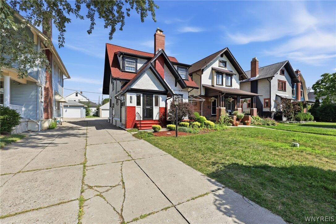 Property Photo: 263 Norwalk Avenue NY 14216