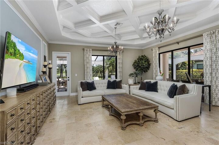 Property Photo: 3423 Runaway Ct FL 34114