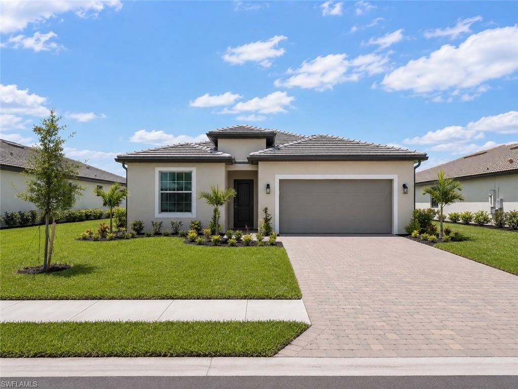 Property Photo:  18400 Parksville Dr  FL 33928 