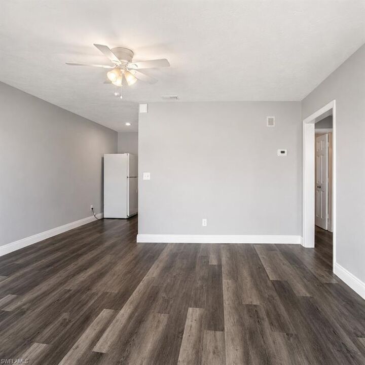 Property Photo:  4919 York St 1  FL 33904 