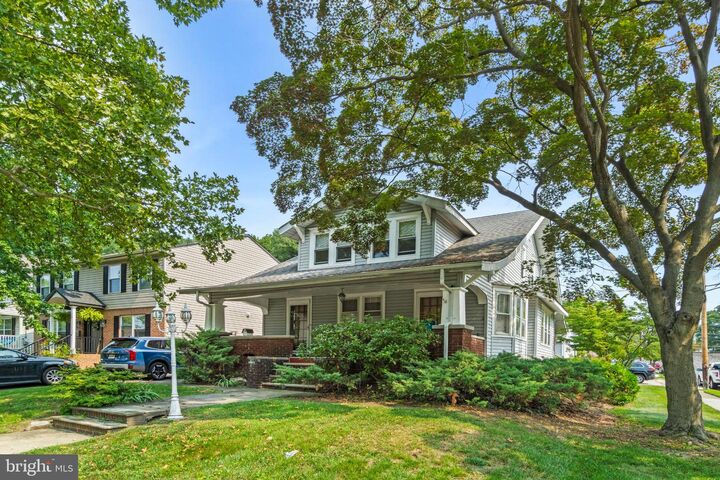 Property Photo: 33 W Park Boulevard NJ 08108