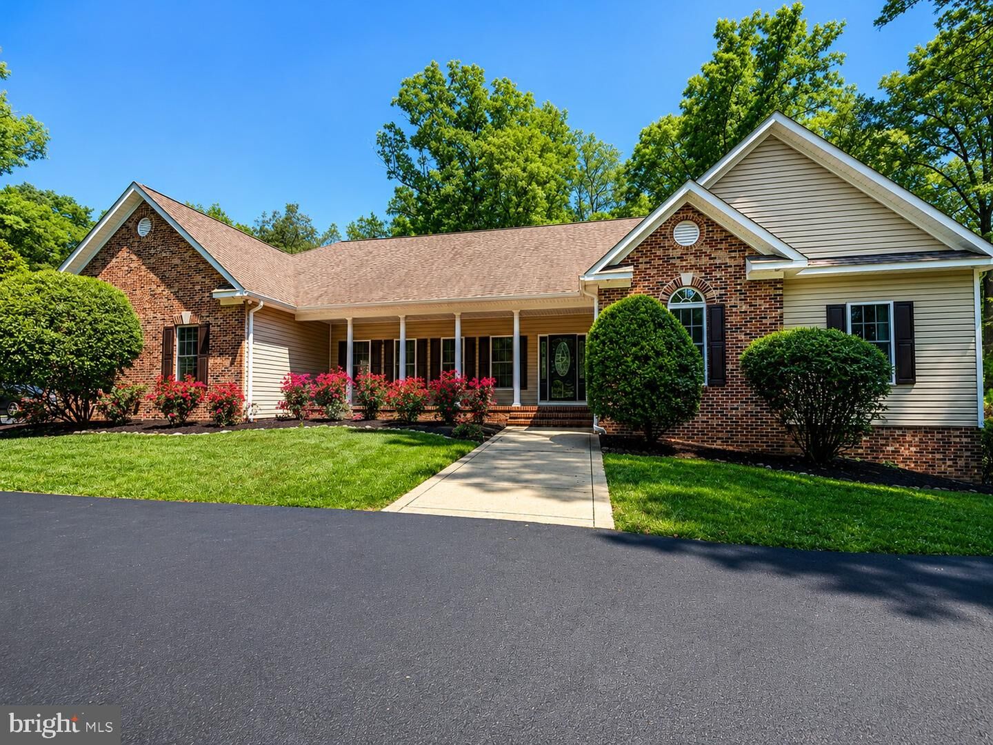 Property Photo: 9801 Cherokee Lane VA 22553