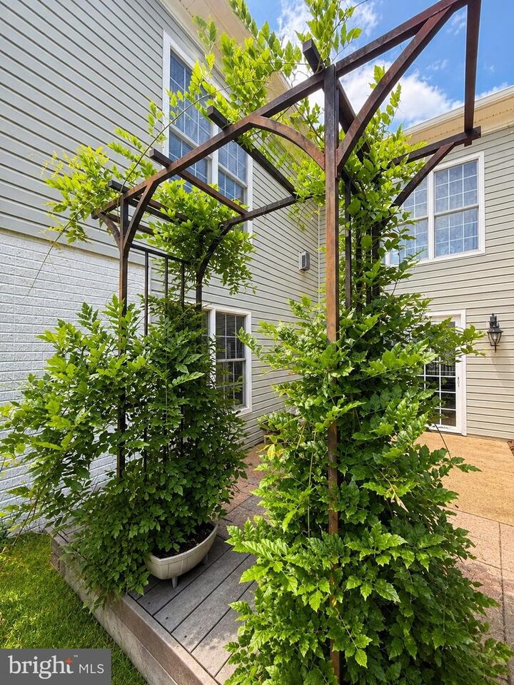 Property Photo: 11213 Mansfield Club Drive VA 22408