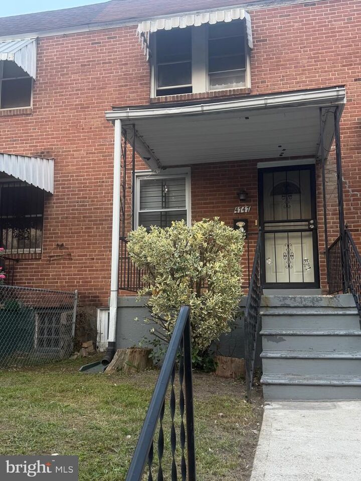 Property Photo: 4747 Ivanhoe Avenue MD 21212